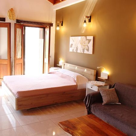 Main Square Apartment Symi Exterior photo